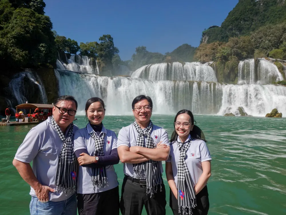 Cột mốc 836-2- Thác Bản Giốc PLO (21).jpg