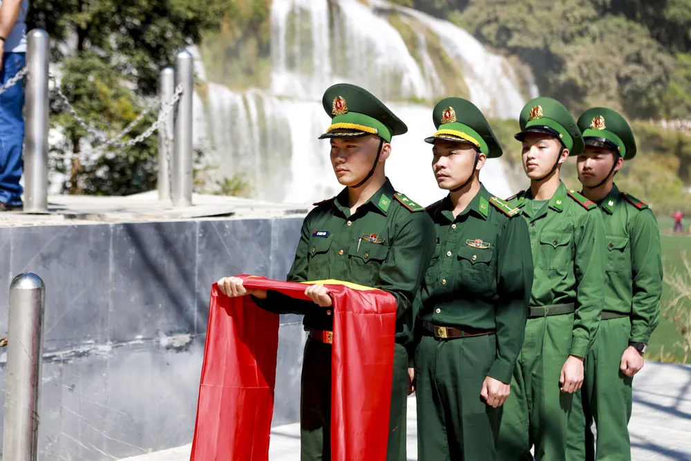 Cột mốc 836-2- Thác Bản Giốc PLO (22).jpg