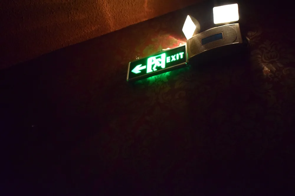 Phạt quán Karaoke E3 gần 4 triệu vi phạm an toàn PCCC ảnh 3 Phạt quán Karaoke E3 gần 4 triệu vi phạm an toàn PCCC ảnh 3