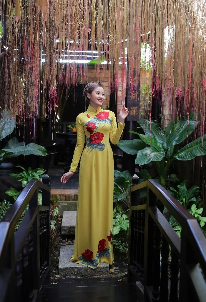 Thiết kế tôn lên những đường cong cơ thể đầy gợi cảm