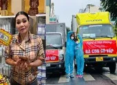 Đàm Vĩnh Hưng thăm mộ Chí Tài, Phi Nhung và người thân ở Mỹ ảnh 3 Ngọc Huyền, Lý Hùng: 'Việt Hương không nhận tiền, chỉ nhận gạo, mì…'