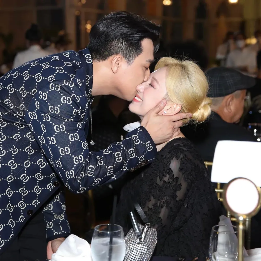 Trấn Thành hạnh phúc nói về 6 năm hôn nhân vì đã 'tìm đúng người’ ảnh 3