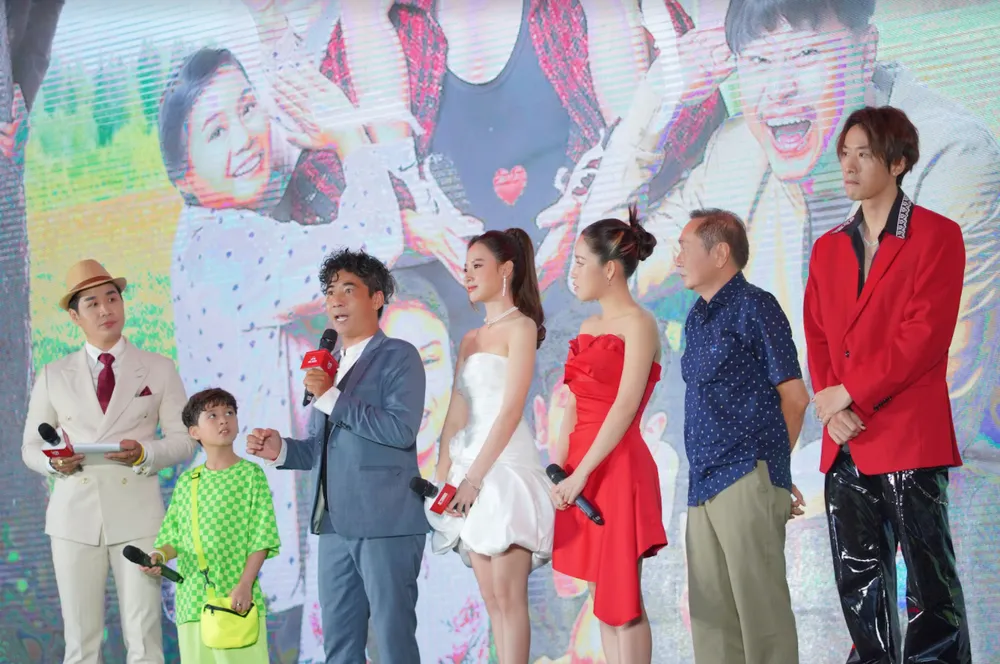 ‘Tâm Lof – Lỡ va vào nhau’ do đạo diễn Nhật Trung cầm trịch– “thương hiệu” đứng sau hàng loạt sitcom đình đám