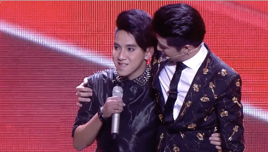 Lê Hồng Phi là màu sắc riêng biệt với giọng nam cao không trộn lẫn của Team Noo Phước Thịnh Giọng hát Việt 2017.