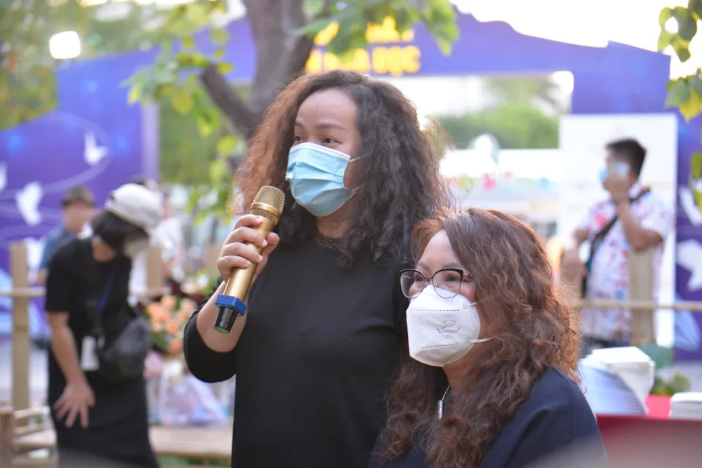 Nhà báo Mỹ Dung: &apos;Nhà văn Phương Huyền là kẻ lừa đảo chuyên nghiệp&apos;