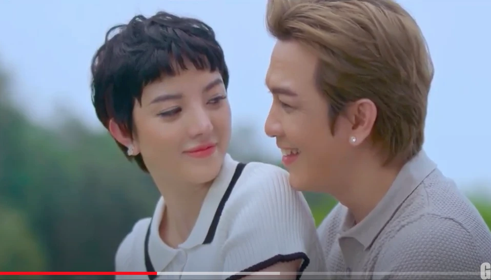 Hình ảnh cắt từ MV của Châu Ngọc Hiếu.