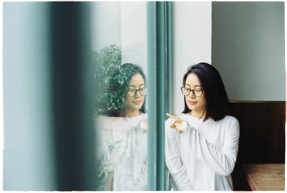 Phí Linh giành giải Á quân trong cuộc thi Cầu Vồng lĩnh vực MC 2012 Phí Linh giành giải Á quân trong cuộc thi Cầu Vồng lĩnh vực MC 2012