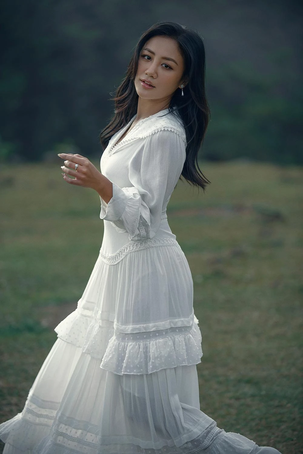 Văn Mai Hương trở lại