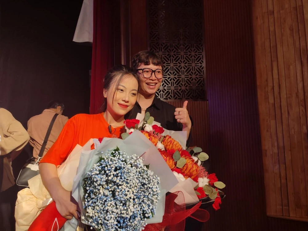 Khán giả khóc cười cùng học trò của đạo diễn Vũ Minh, NSƯT Hữu Châu ảnh 6