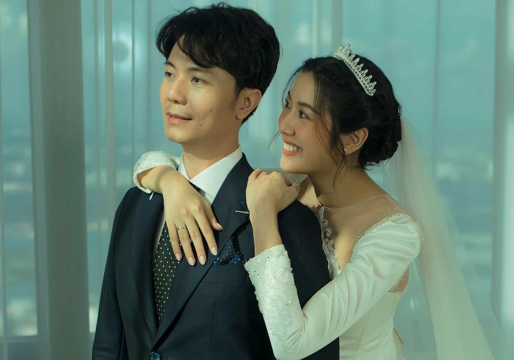 Thúy Vân bên ông xã - doanh nhân Nhật Vũ