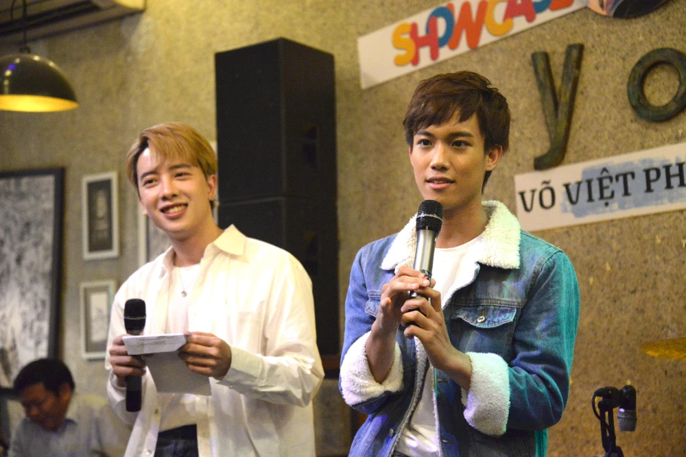 Võ Việt Phương trả lời báo chí