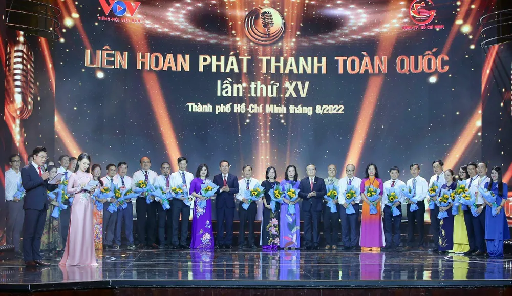 Khai mạc Liên hoan phát thanh toàn quốc tại nhà hát TP.HCM tối 4-8. Ảnh: DP