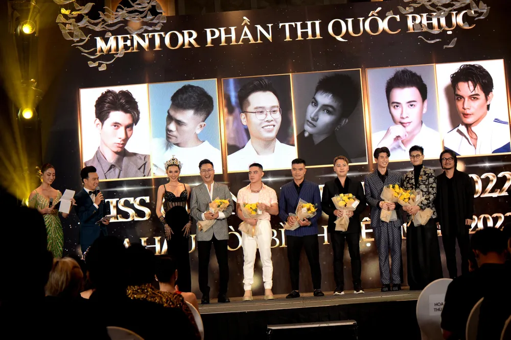 Dàn huấn luyện viên vòng thi quốc phục Miss Grand Vietnam. Ảnh: NGUYỄN TRÀ