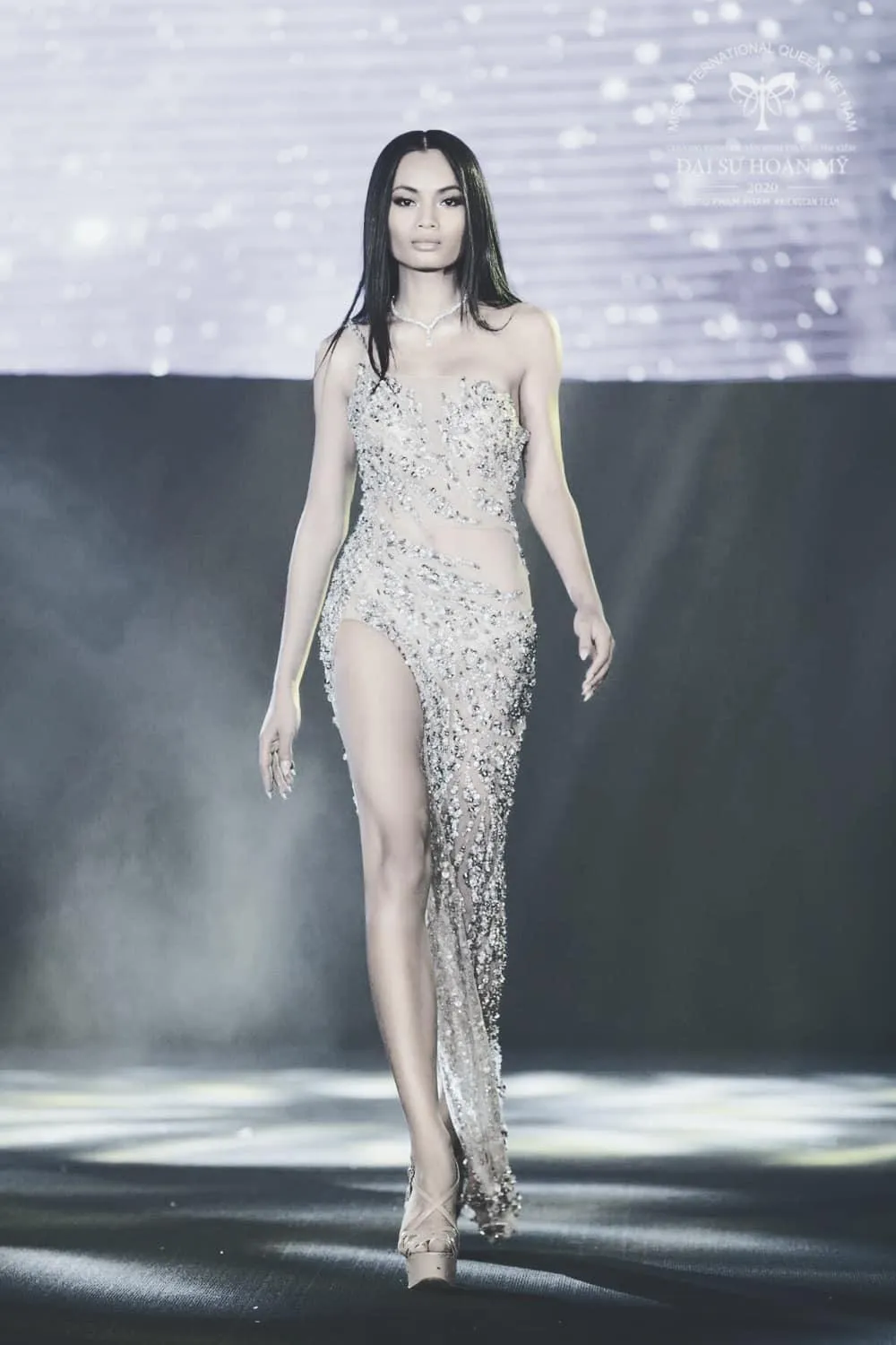 Người mẫu Châu Kim Sang