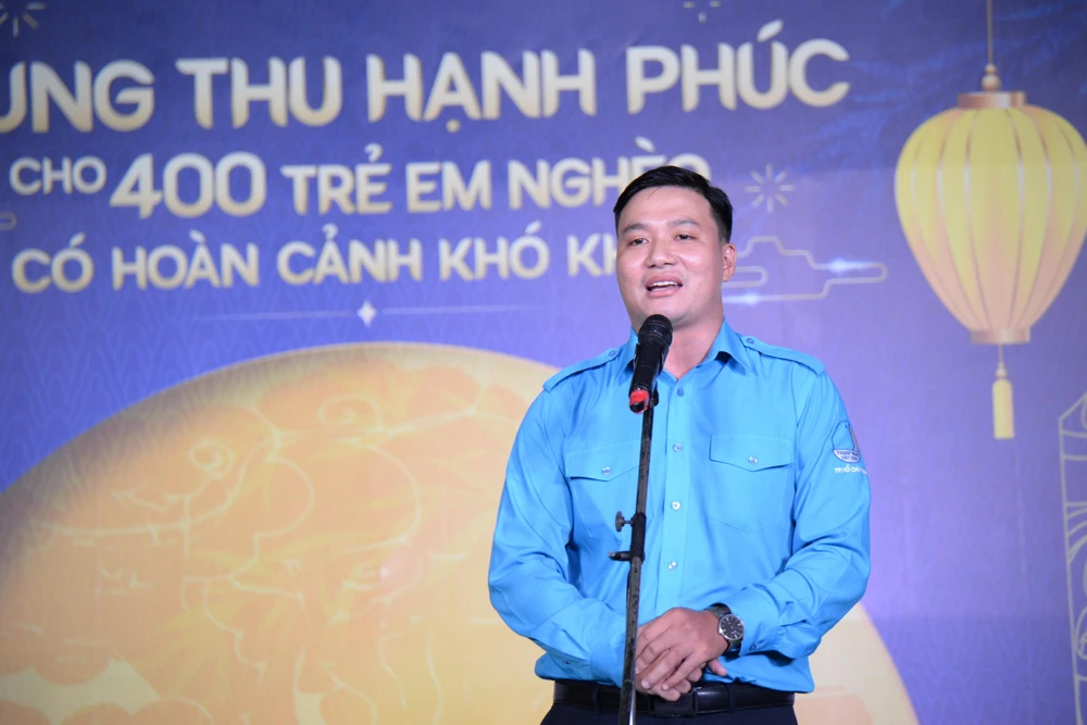 Phó Chủ tịch Thường trực Hội Liên hiệp Thanh niên Việt Nam TP.HCM, anh Doãn Trường Quang phát biểu tại chương trình.