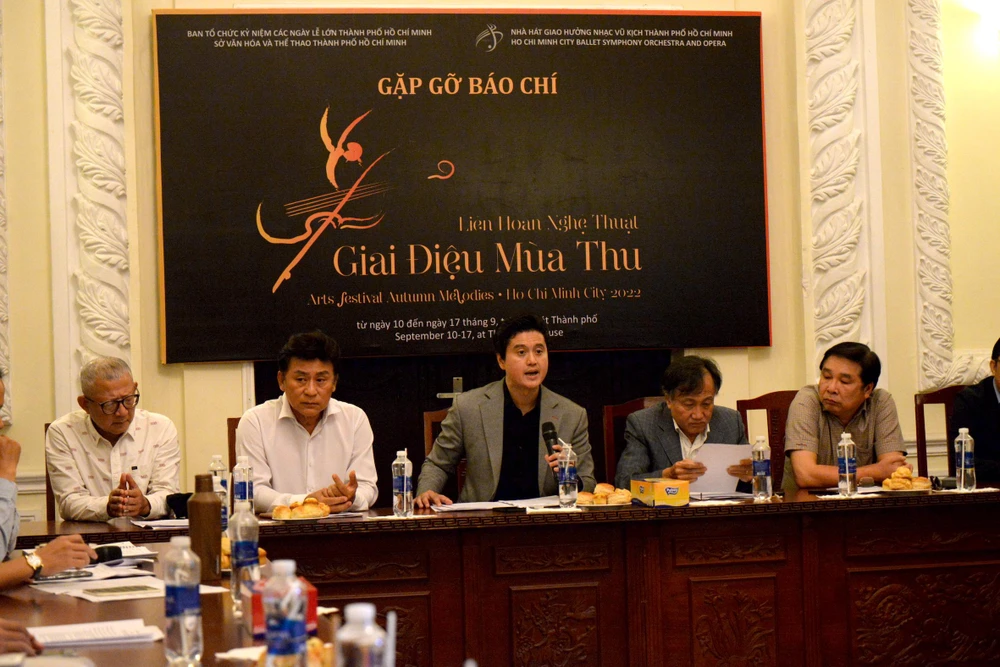 NSND Tạ Minh Tâm: 'Giai điệu mùa thu là giấc mơ của chúng tôi sau giải phóng' ảnh 4 NSND Tạ Minh Tâm: 'Giai điệu mùa thu là giấc mơ của chúng tôi sau giải phóng' ảnh 4