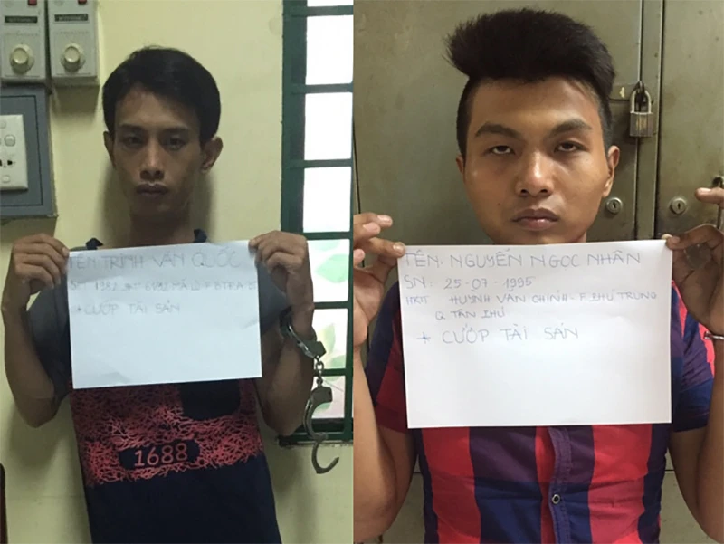 Các đối tượng cướp giật bị công an bắt giữ