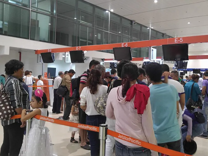 Sự cố khá nghiêm trọng nhưng không ảnh hưởng đến việc lưu thông của hành khách 