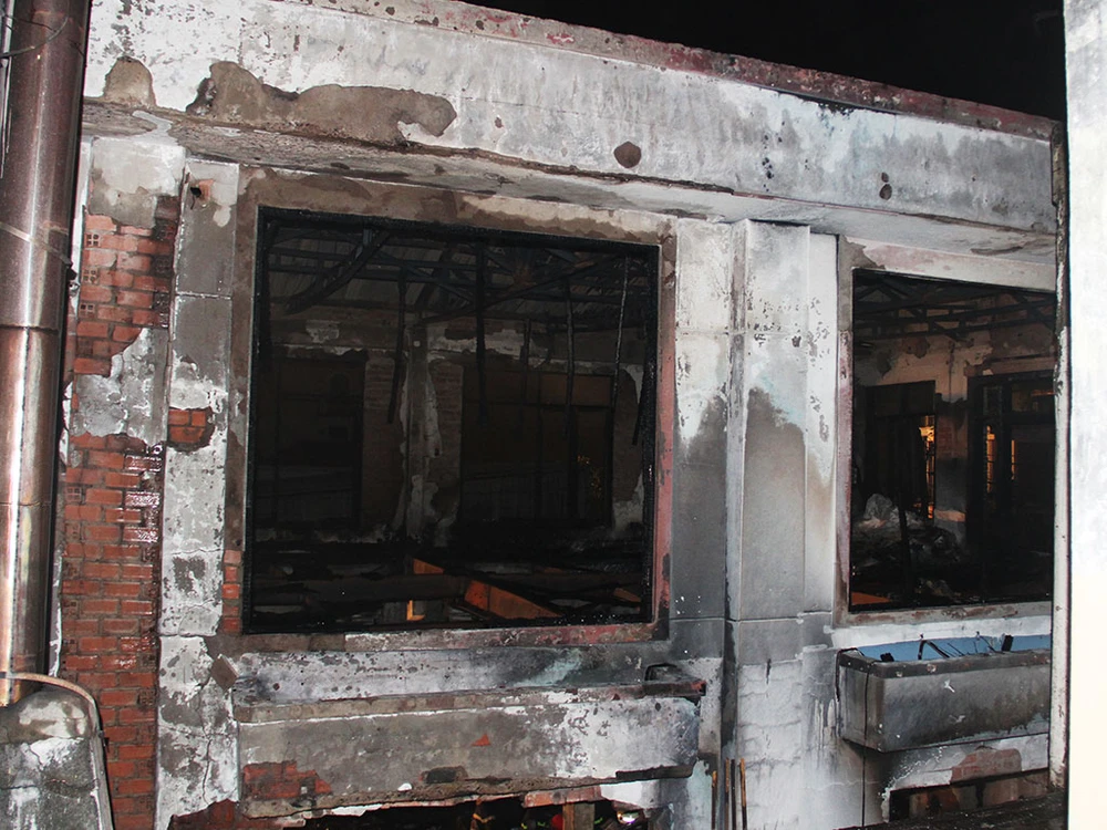 Vụ cháy ở quận 9: Nạn nhân phỏng hô hấp, không nói được ảnh 2