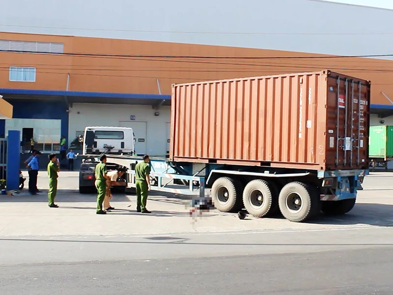 Sau đó một vụ va chạm khác xảy ra khiến một người đàn ông tử vong ngay tại chỗ.