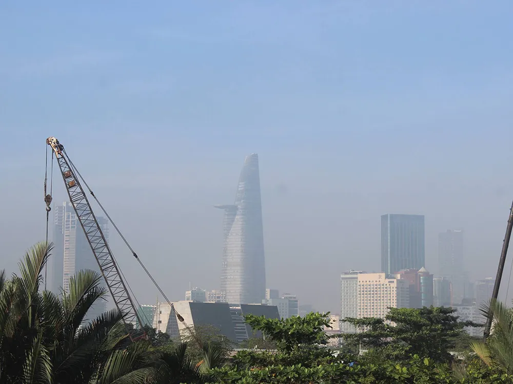 TP.HCM có sương mù như Đà Lạt ảnh 1 TP.HCM có sương mù như Đà Lạt ảnh 1