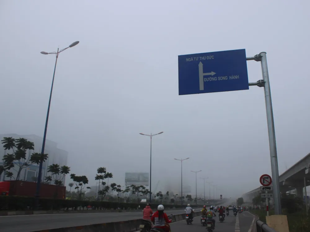 TP.HCM có sương mù như Đà Lạt ảnh 10 TP.HCM có sương mù như Đà Lạt ảnh 10