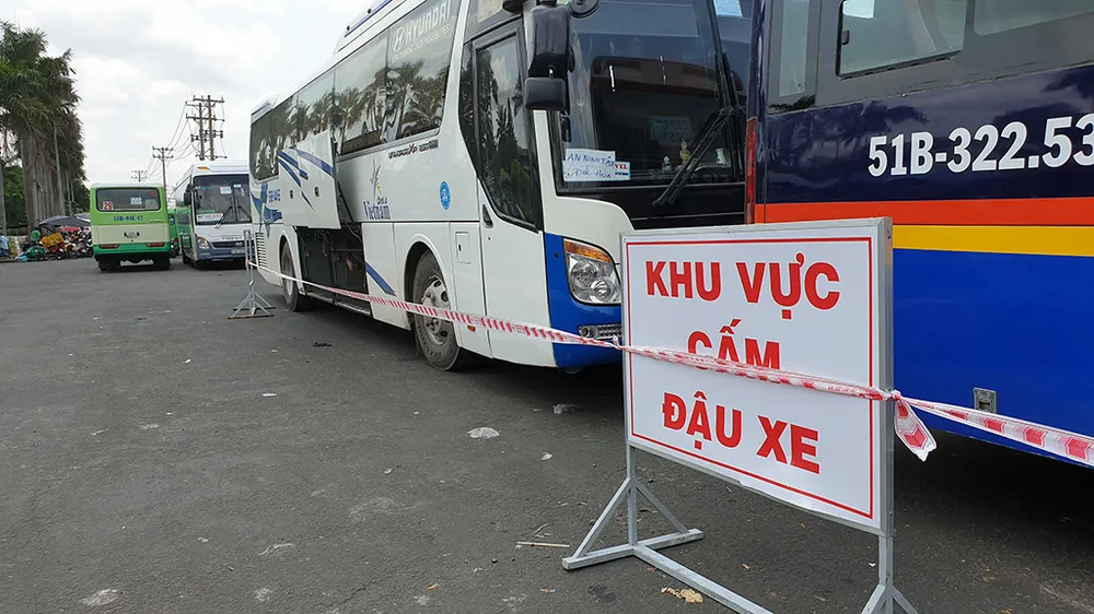 xe-dua-ruoc/pouyuen-van-chua-nghi-con-nhan-lam-viec-mua-covid-19_xtxz