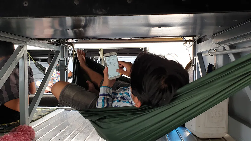 xe-dua-ruoc/xe-khach-dua-ruoc-cong-nhan-mua-dich-covid-19_yrma