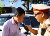 Tây Nguyên: Hàng trăm người bị phạt, tạm giữ xe vì nồng độ cồn