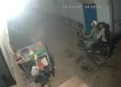2 kẻ nghi trộm chó vào ngôi nhà ngổn ngang xác chó ở quận 12 ảnh 4 Thản nhiên dùng chĩa chích điện bắn chó ở Củ Chi