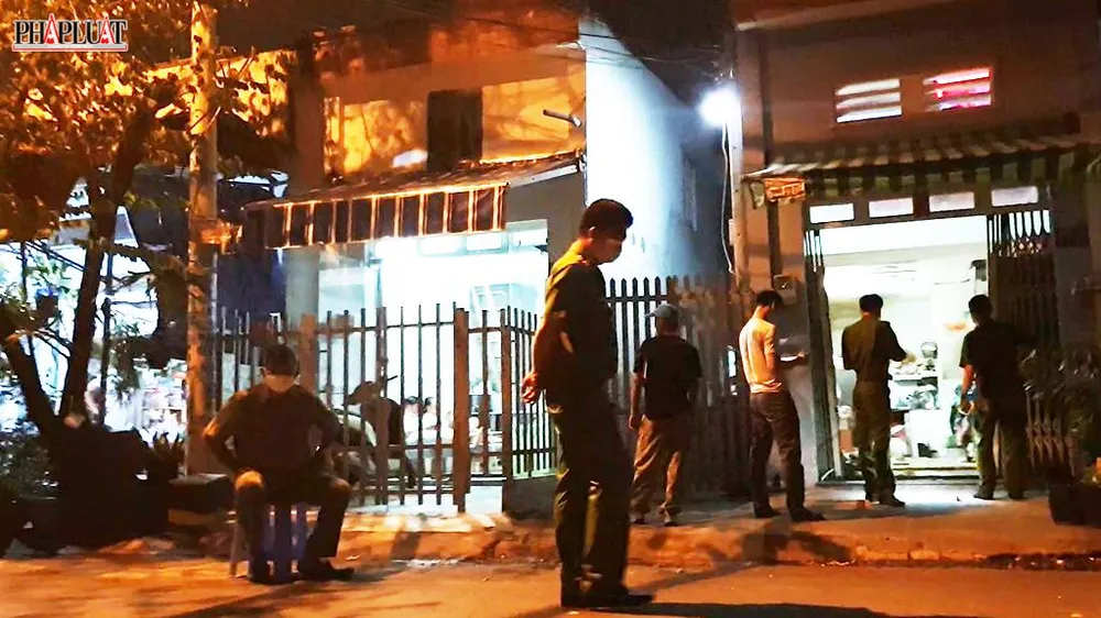 Án mạng xảy ra tại ngôi nhà trên đường Tân Thới Hiệp 09. Ảnh: NT