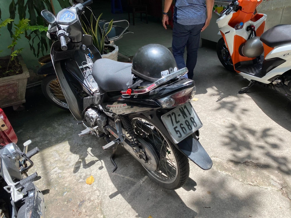 Chiếc xe phương tiện dùng để đi cướp giật. Ảnh: CA