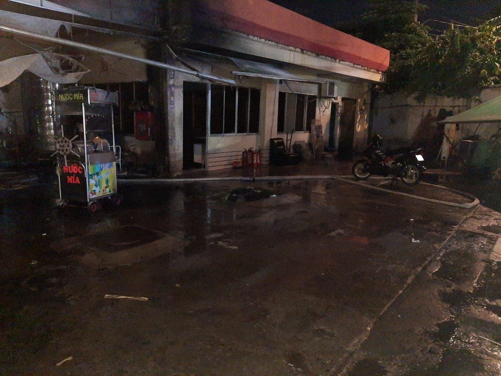 Đám cháy không gây thiệt hại về người nhưng thiêu rụi nhiều tài sản. Ảnh: HT