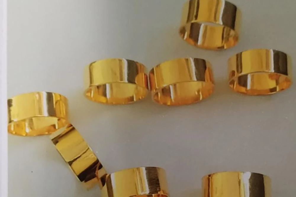 Số vàng tang vật bị công an thu giữ. Ảnh: CA