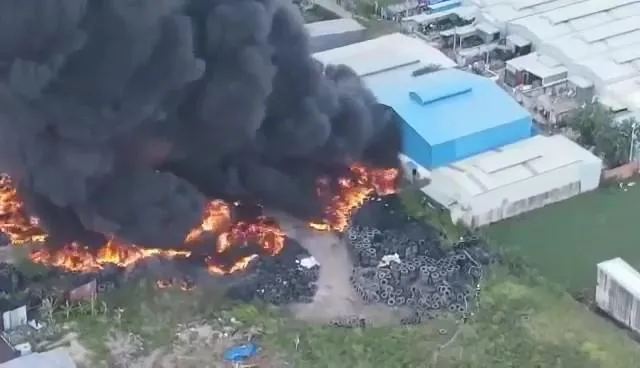 Xưởng lốp xe trải rộng trên diện tích cả ngàn mét vuông. Ảnh: NT