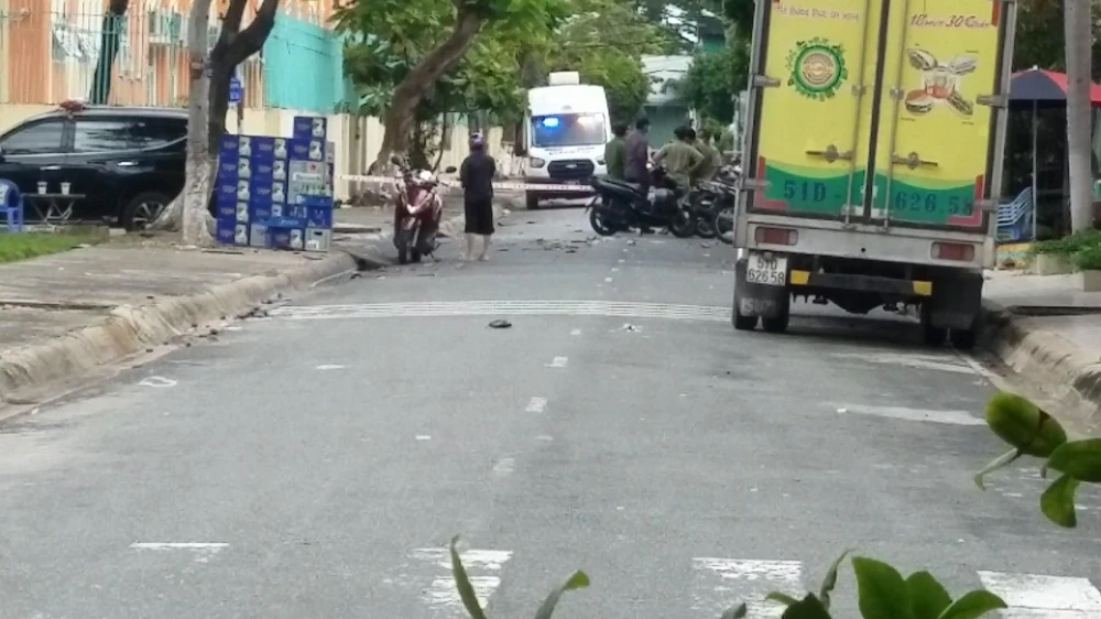 Đến trưa cùng ngày, hiện trường vẫn đang được phong tỏa. Ảnh: HT