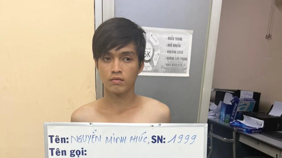 Phúc tại cơ quan điều tra. Ảnh: CA