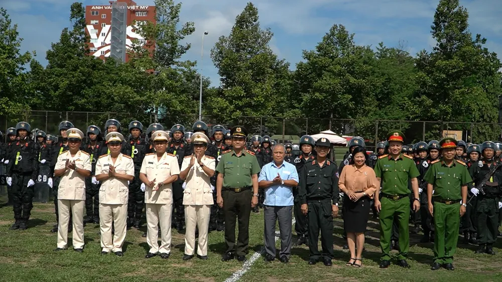 Ngày 10-8, Công an TP.HCM tổ chức ra mắt Trung đoàn Cảnh sát cơ động (CSCĐ) dự bị chiến đấu. Ảnh: NT