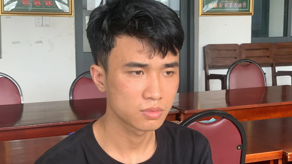 Hoàng khai sau khi trộm cắp thì mang bán tang vật lấy tiền chơi game, tiêu xài. Ảnh: CA