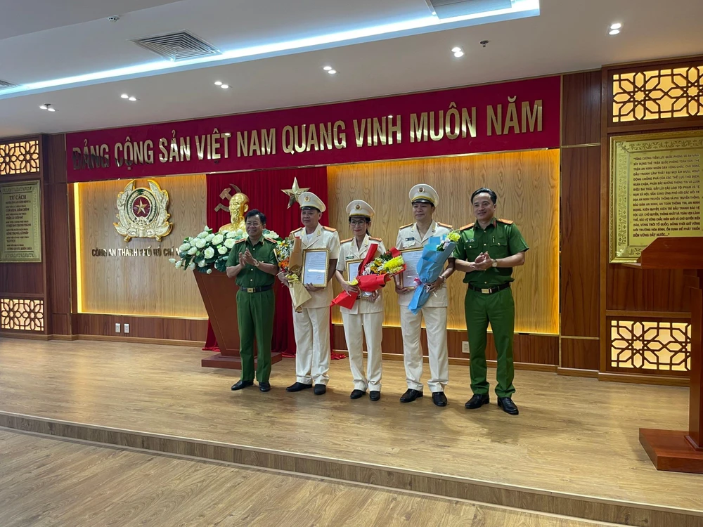 Công an TP.HCM điều động, bổ nhiệm một số vị trí là lãnh đạo cấp Phòng, trực thuộc Công an TP.HCM. Ảnh: CA