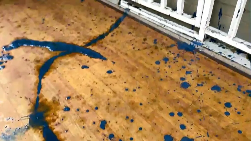 Việc liên tục bị "khủng bố" khiến anh A lo lắng, bất an. Ảnh: GĐCC Việc liên tục bị "khủng bố" khiến anh A lo lắng, bất an. Ảnh: GĐCC