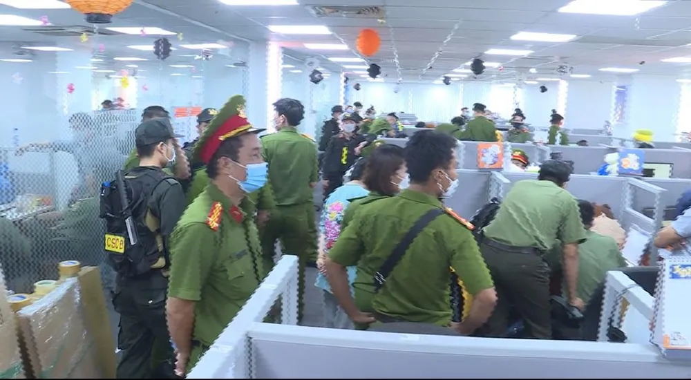 Nợ Thuế Gây Chấn Động Tại TP.HCM: Hai Doanh Nhân Liên Quan Đến Kinh Doanh Hàng Hiệu 15 Nợ Thuế Gây Chấn Động Tại TP.HCM: Hai Doanh Nhân Liên Quan Đến Kinh Doanh Hàng Hiệu