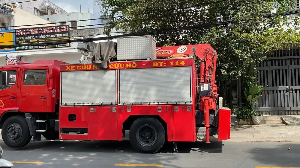 Người đàn ông tưới xăng đốt nhà hàng xóm ở Tân Phú tuoi-xang-dot-nha-hang-xom-o-tan-phu