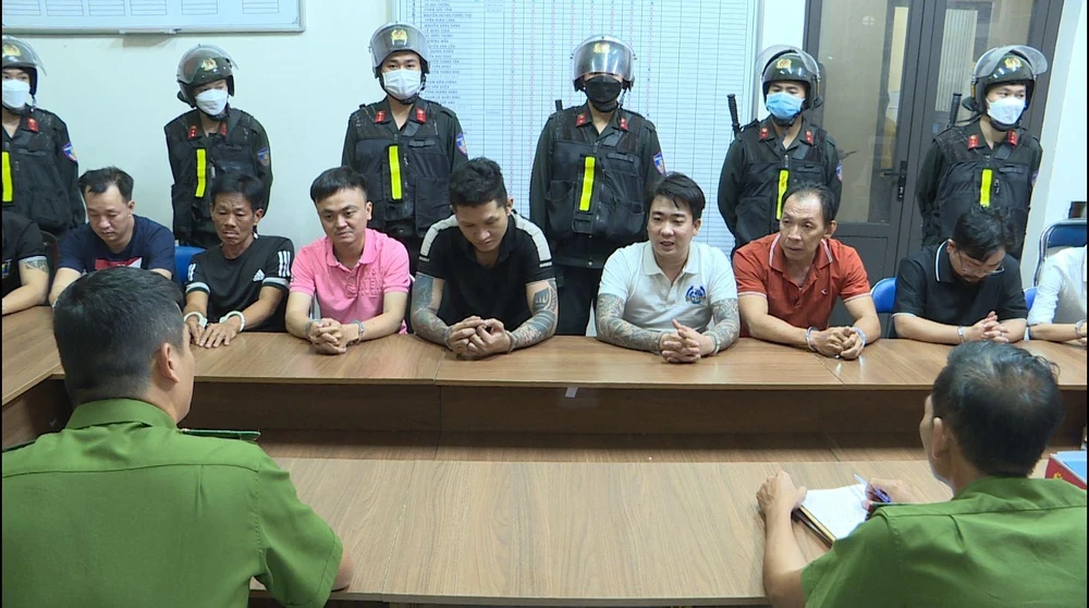 giang-ho-ca-do-mua-world-cup-2022-co-ca-sung