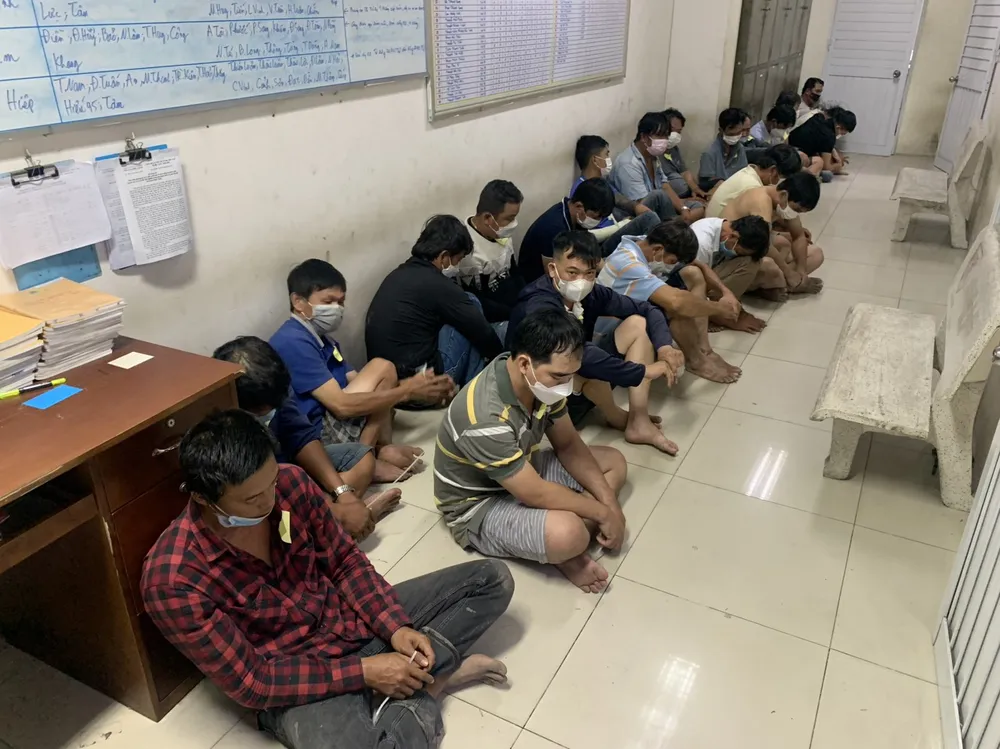 Hiện công an đang sàng lọc, làm rõ vai trò của từng người. Ảnh: HT Hiện công an đang sàng lọc, làm rõ vai trò của từng người. Ảnh: HT