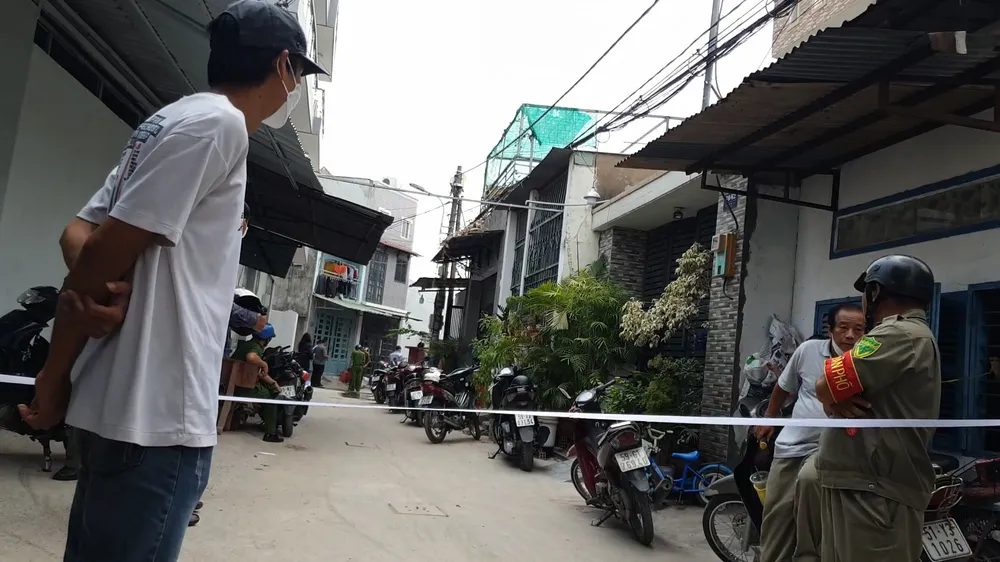 Trước đó, nghi phạm đã bị công an nổ súng, khống chế. Ảnh: NT Trước đó, nghi phạm đã bị công an nổ súng, khống chế. Ảnh: NT