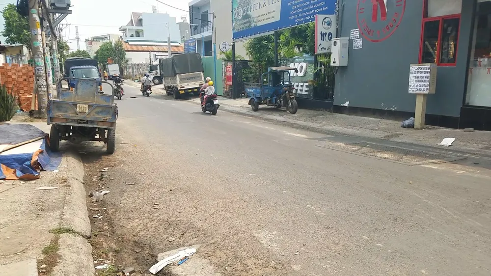 Khu vực xảy ra vụ trộm có đông người qua lại trên địa bàn quận Bình Tân. Ảnh: HT Khu vực xảy ra vụ trộm có đông người qua lại trên địa bàn quận Bình Tân. Ảnh: HT