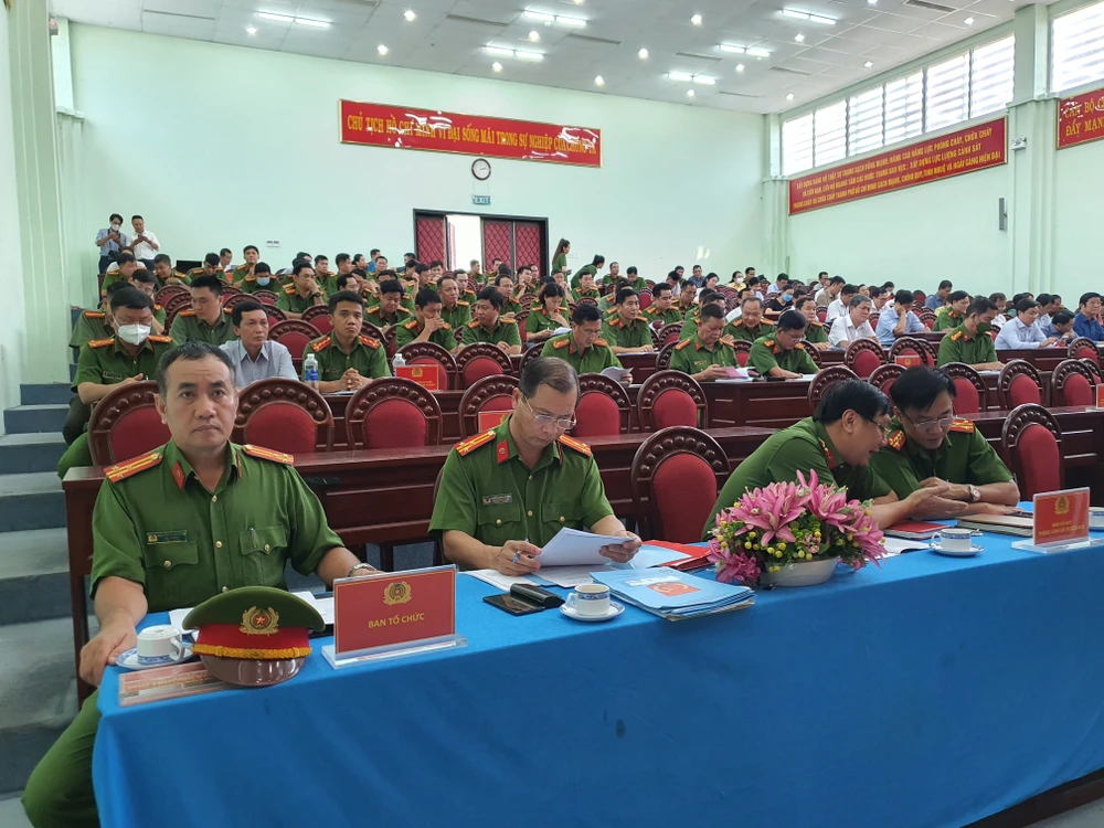 UBND TP.HCM tổ chức Hội nghị sơ kết 5 năm triển khai thực hiện Nghị quyết số 23 quy định về xử lý các cơ sở trên địa bàn TP.HCM không đảm bảo yêu cầu về PCCC. Ảnh: NT