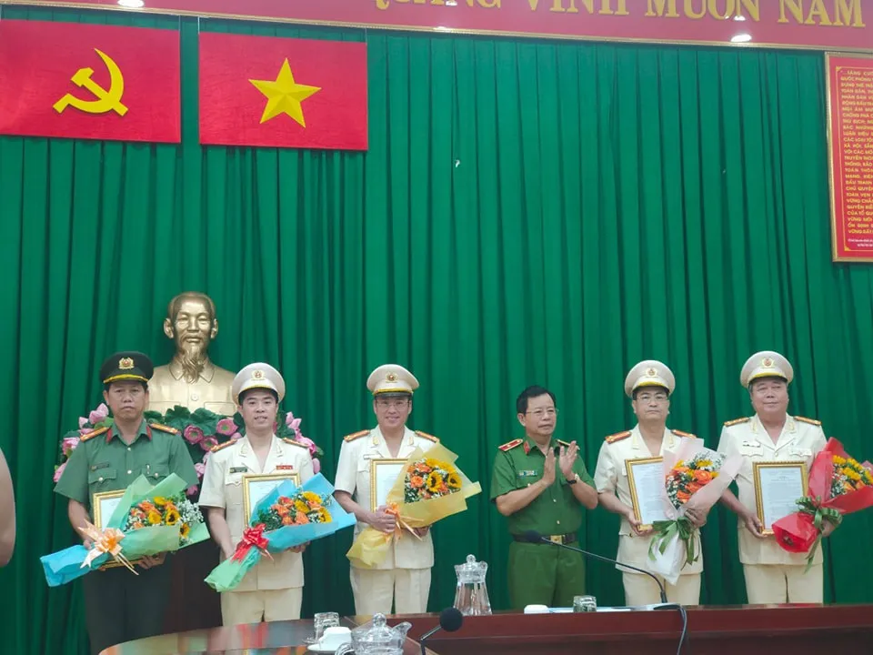 Công an TP.HCM điều động, bổ nhiệm nhiều lãnh đạo đơn vị trực thuộc. Ảnh: CA Công an TP.HCM điều động, bổ nhiệm nhiều lãnh đạo đơn vị trực thuộc. Ảnh: CA