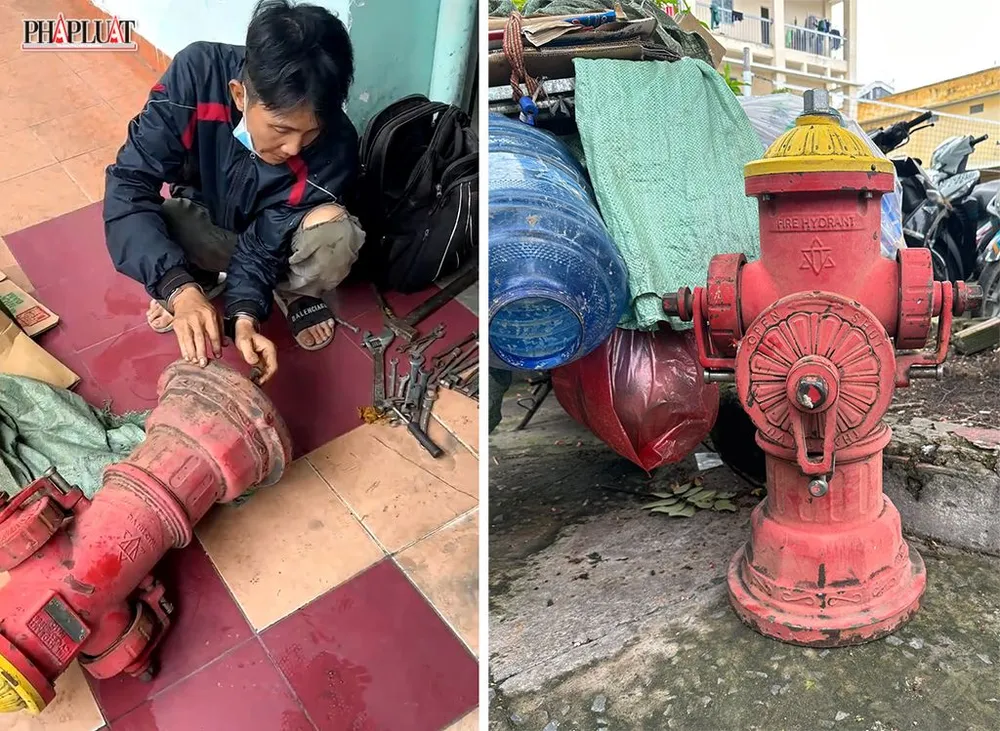Ông Nhàn tỏ ra có kinh nghiệm khi khóa van nước rồi mới tháo trụ chữa cháy. Ảnh: CA